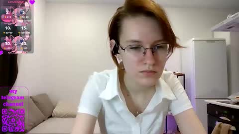 Snapshot of renaeblaski chatting on 03-14-26, 05:18 Claire online show from 03-14-26, 05:18