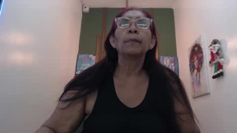 renata_milf_ online show from 12-28-24, 12:03