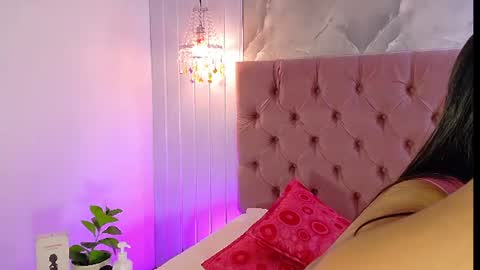 RenataPeach online show from 06-10-26, 02:45