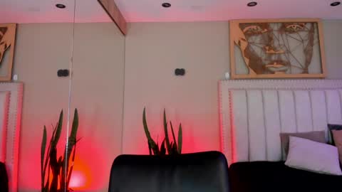 Snapshot of renataruiz_rr chatting on 01-20-25, 02:36 online show from 01-20-25, 02:36