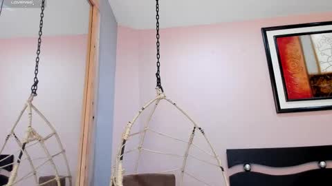 Snapshot of renataruiz_rr chatting on 02-21-25, 06:26 online show from 02-21-25, 06:26