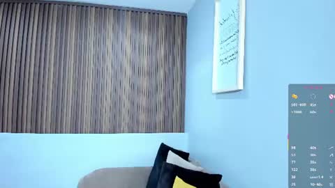 Snapshot of renataruiz_rr chatting on 07-25-26, 12:03 online show from 07-25-26, 12:03