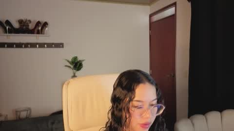 renaxi_smith online show from 09-28-25, 08:14