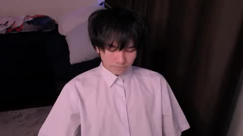 Snapshot of rennuts chatting on 01-10-26, 04:42 rennuts online show from 01-10-26, 04:42