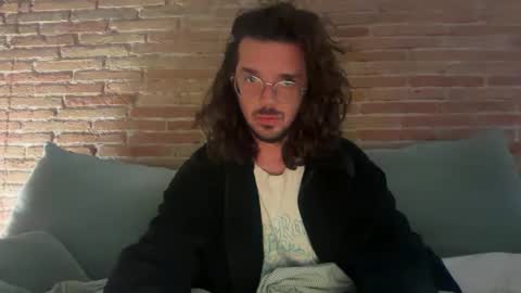 Snapshot of renzo_899 chatting on 04-03-26, 02:09 Renzo online show from 04-03-26, 02:09