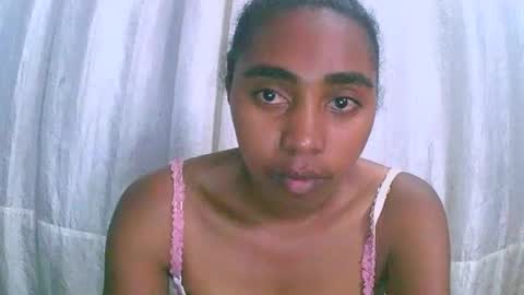 Snapshot of rephaleta chatting on 10-30-25, 10:49 Rephaleta online show from 10-30-25, 10:49