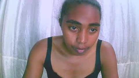 Snapshot of rephaleta chatting on 11-08-25, 10:15 Rephaleta online show from 11-08-25, 10:15