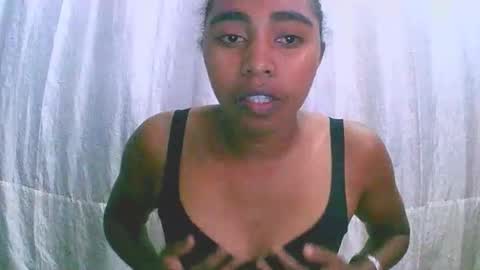 Snapshot of rephaleta chatting on 11-11-25, 06:46 Rephaleta online show from 11-11-25, 06:46