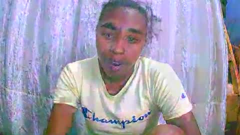 Snapshot of rephaleta chatting on 11-21-25, 07:29 Rephaleta online show from 11-21-25, 07:29