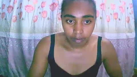 Snapshot of rephaleta chatting on 12-21-25, 10:22 Rephaleta online show from 12-21-25, 10:22