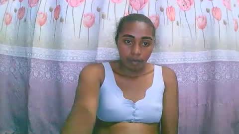 Snapshot of rephaleta chatting on 01-14-26, 10:54 Rephaleta online show from 01-14-26, 10:54