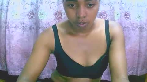 Snapshot of rephaleta chatting on 02-21-26, 07:09 Rephaleta online show from 02-21-26, 07:09