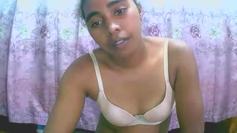 Snapshot of rephaleta chatting on 03-14-26, 10:42 Rephaleta online show from 03-14-26, 10:42