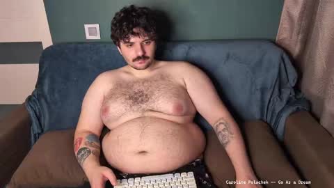 Snapshot of repmah chatting on 03-09-25, 12:31 My name is Repmah help me to get 50 thumb-up online show from 03-09-25, 12:31