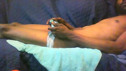 Snapshot of ressespieces25 chatting on 02-03-25, 08:24 Onny online show from 02-03-25, 08:24