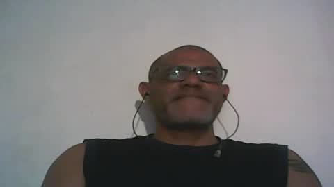 Snapshot of retlam37 chatting on 12-04-24, 06:11 Walter online show from 12-04-24, 06:11