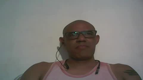 Snapshot of retlam37 chatting on 12-06-24, 06:37 Walter online show from 12-06-24, 06:37