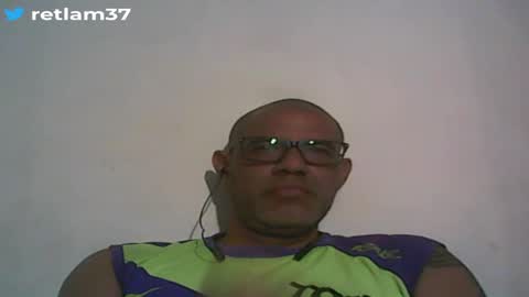 Snapshot of retlam37 chatting on 12-09-24, 07:17 Walter online show from 12-09-24, 07:17