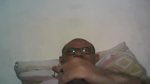 Snapshot of retlam37 chatting on 12-11-24, 08:36 Walter online show from 12-11-24, 08:36