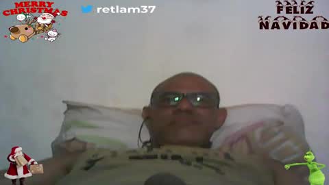 Snapshot of retlam37 chatting on 12-23-24, 08:22 Walter online show from 12-23-24, 08:22