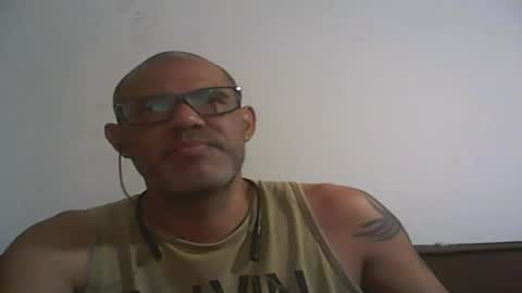 Snapshot of retlam37 chatting on 01-17-25, 06:12 Walter online show from 01-17-25, 06:12