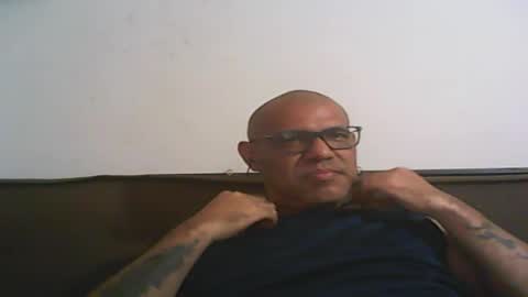 Snapshot of retlam37 chatting on 01-24-25, 07:18 Walter online show from 01-24-25, 07:18