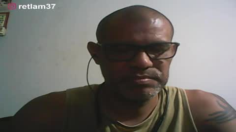 Snapshot of retlam37 chatting on 02-04-25, 06:36 Walter online show from 02-04-25, 06:36