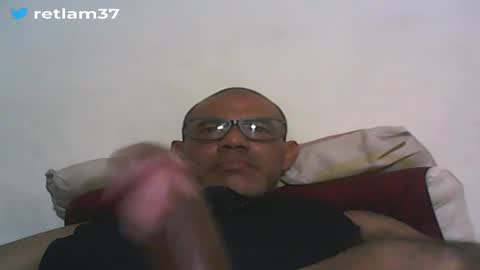 Snapshot of retlam37 chatting on 02-10-25, 09:25 Walter online show from 02-10-25, 09:25
