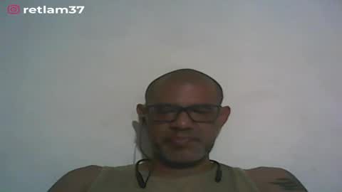 Snapshot of retlam37 chatting on 02-11-25, 08:48 Walter online show from 02-11-25, 08:48