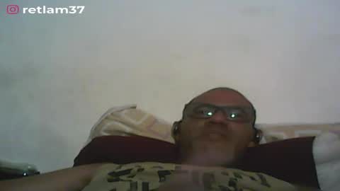 Snapshot of retlam37 chatting on 03-05-25, 07:05 Walter online show from 03-05-25, 07:05