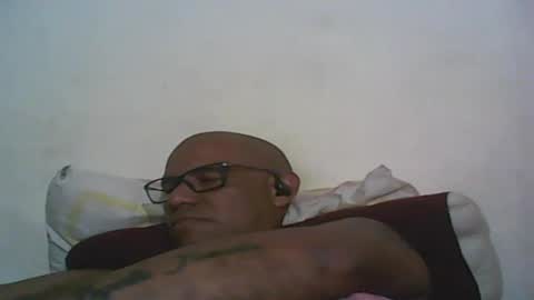 Snapshot of retlam37 chatting on 03-08-25, 07:16 Walter online show from 03-08-25, 07:16