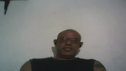 Snapshot of retlam37 chatting on 03-09-25, 05:11 Walter online show from 03-09-25, 05:11