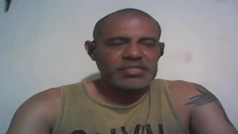 Snapshot of retlam37 chatting on 09-19-25, 06:15 Walter online show from 09-19-25, 06:15