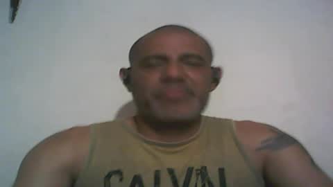 Snapshot of retlam37 chatting on 09-25-25, 04:49 Walter online show from 09-25-25, 04:49