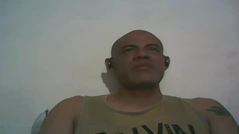 Snapshot of retlam37 chatting on 09-27-25, 06:29 Walter online show from 09-27-25, 06:29