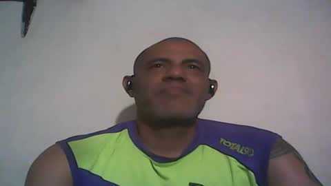 Snapshot of retlam37 chatting on 10-14-25, 03:51 Walter online show from 10-14-25, 03:51