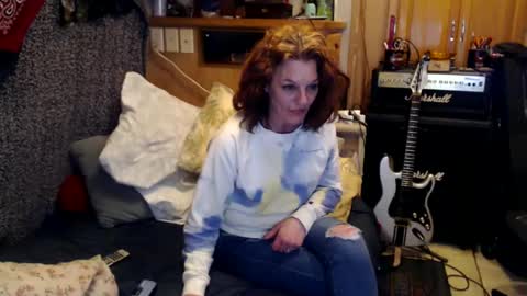 Snapshot of retro834 chatting on 01-22-25, 07:03 Rhett online show from 01-22-25, 07:03