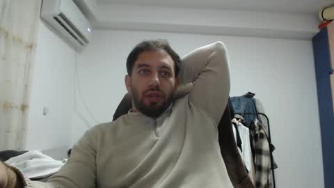 Snapshot of revivedunknown chatting on 12-17-24, 12:23 Chris online show from 12-17-24, 12:23