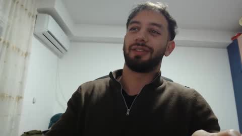 Snapshot of revivedunknown chatting on 01-07-25, 06:24 Chris online show from 01-07-25, 06:24