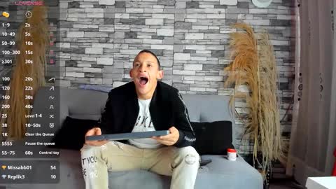 reymasterhot online show from 11-10-25, 07:24