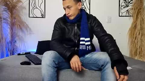 reymasterhot online show from 01-15-26, 08:34