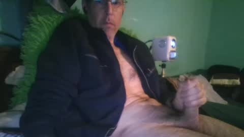 Snapshot of reyes_albert2006 chatting on 01-18-25, 12:26 reyes_albert2006 online show from 01-18-25, 12:26