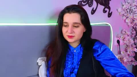 Snapshot of reynaedge chatting on 05-26-26, 09:27 reynaedge online show from 05-26-26, 09:27
