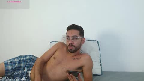 Snapshot of reypablo1 chatting on 11-18-25, 10:14 REY PABLO Independent online show from 11-18-25, 10:14