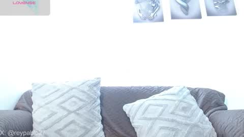 Snapshot of reypablo1 chatting on 11-30-25, 01:59 REY PABLO Independent online show from 11-30-25, 01:59