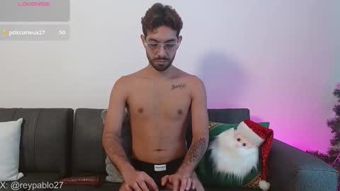 Snapshot of reypablo1 chatting on 12-19-25, 09:44 REY PABLO Independent online show from 12-19-25, 09:44