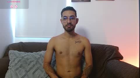 Snapshot of reypablo1 chatting on 01-06-26, 08:34 REY PABLO Independent online show from 01-06-26, 08:34