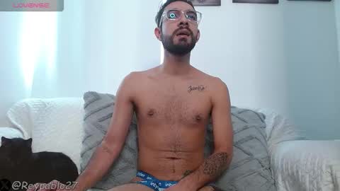 Snapshot of reypablo1 chatting on 01-18-26, 06:23 REY PABLO Independent online show from 01-18-26, 06:23