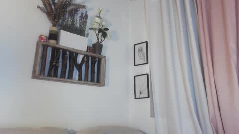 Rhaenyra online show from 12-10-24, 03:44