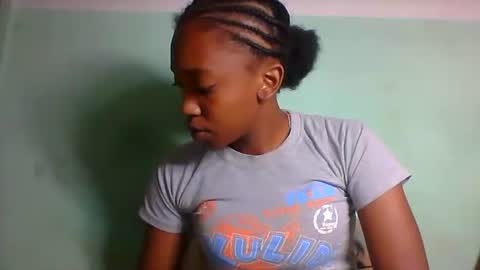 Snapshot of rhesa404090 chatting on 03-10-26, 03:33 rhesa404090 online show from 03-10-26, 03:33